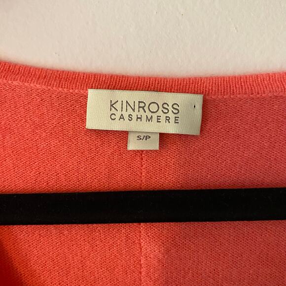 Kinross Cashmere Hot Pink V-neck Pullover Sweater Minimalist Women's size Small - Picture 2 of 9